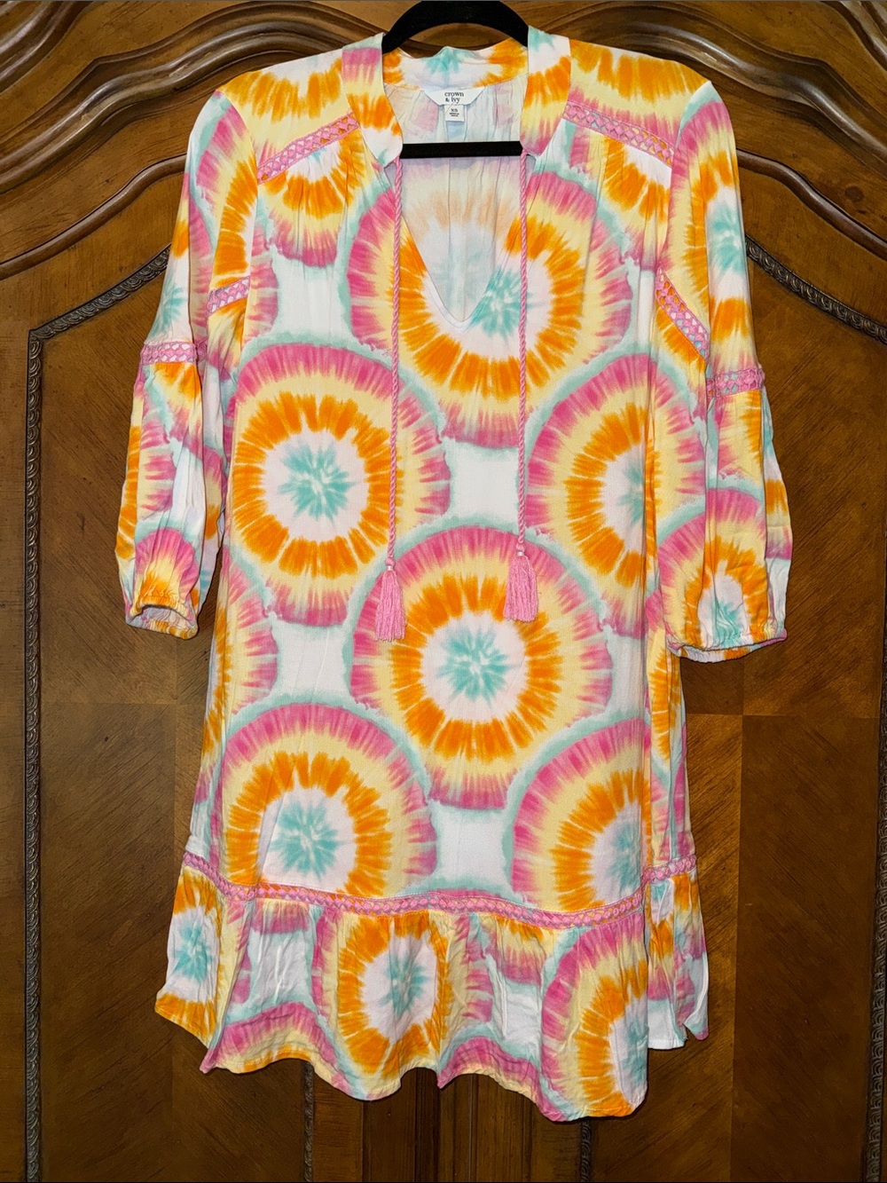 crown & ivy Tie-Dye Tassel Tunic Dress in Pink, Orange & Aqua